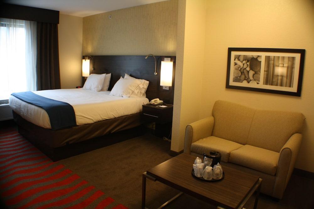 Holiday Inn Express And Suites - Bradford By Ihg Εξωτερικό φωτογραφία