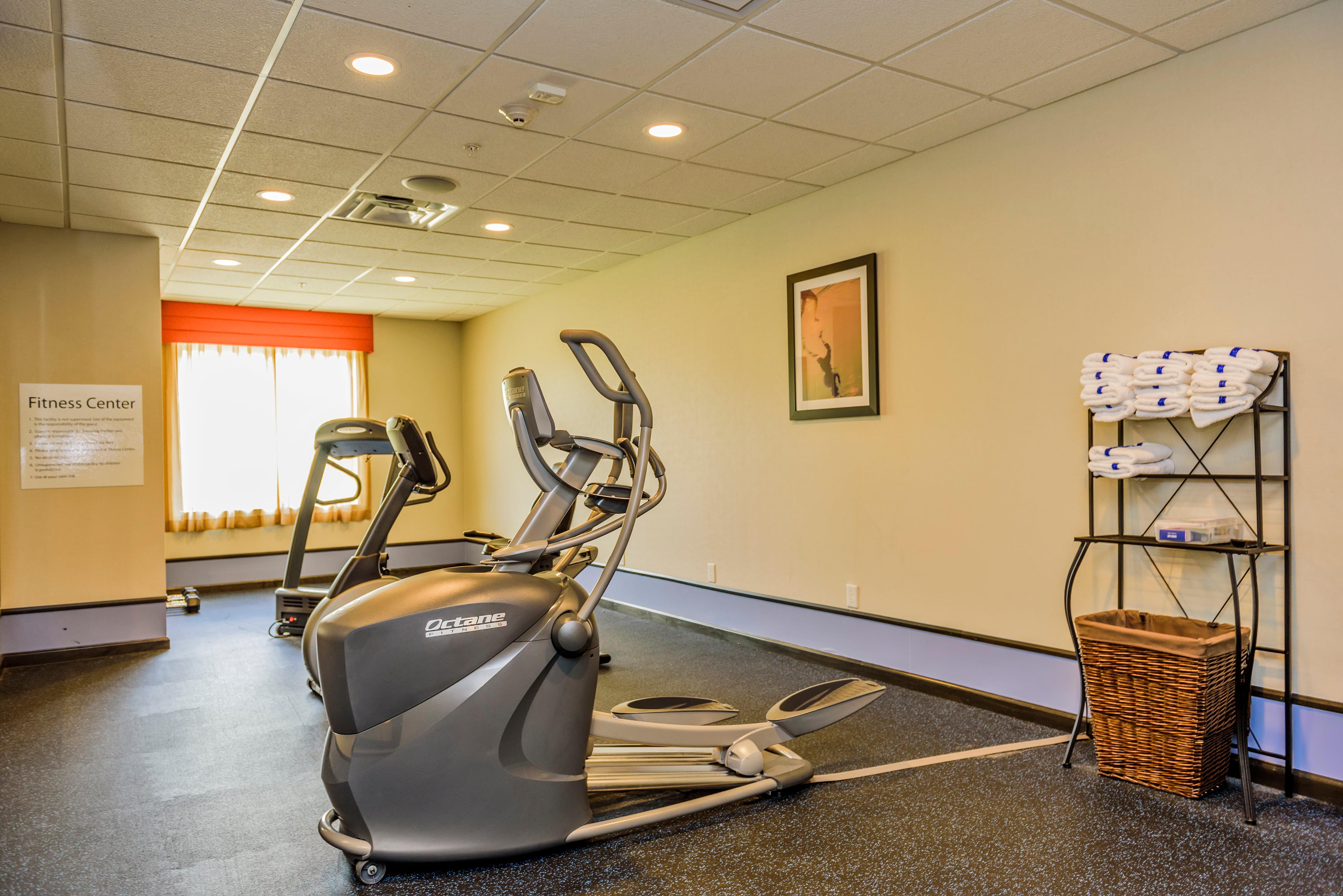 Holiday Inn Express And Suites - Bradford By Ihg Εξωτερικό φωτογραφία